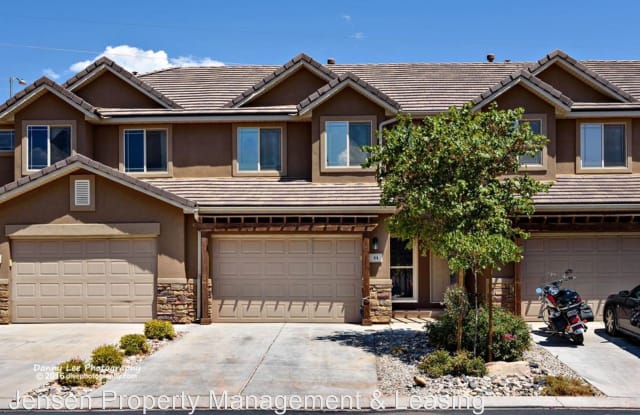 1000 East Bluffview #64 - 1000 Bluff View Dr, Washington, UT 84780