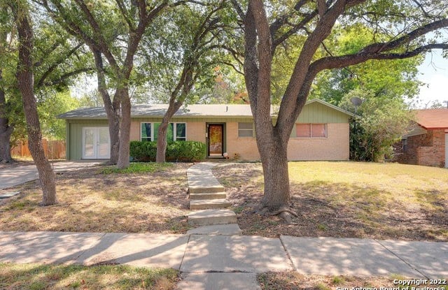 106 MUNDEN DR - 106 Munden Drive, San Antonio, TX 78216