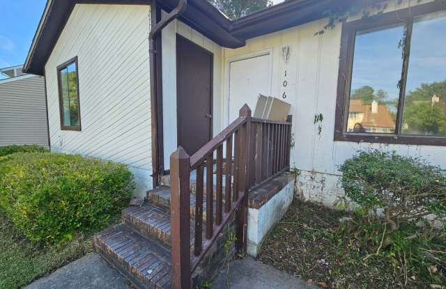 Newly Renovated 2 Bedroom Off Of GumBranch photos photos