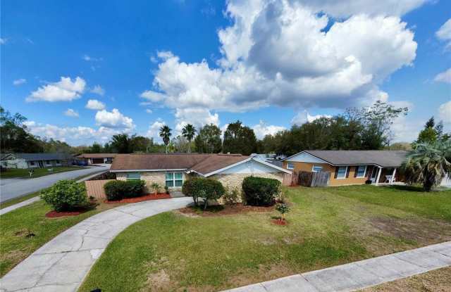 411 PARSON BROWN WAY - 411 Parson Brown Way, Longwood, FL 32750