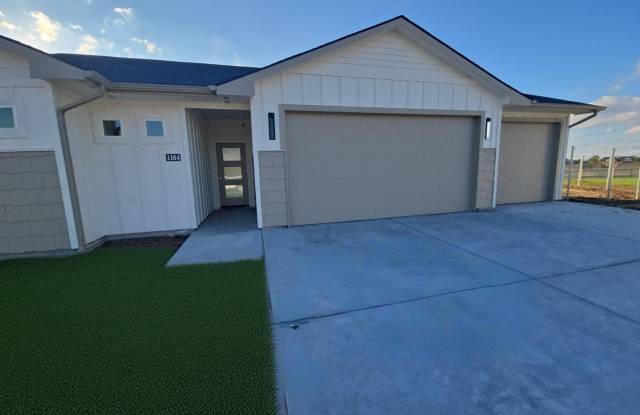 Brand-New 3 Bedroom Home with 3-Car Garage in Goddard photos photos