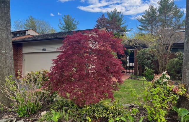 112 Dove Hill Drive - 112 Dove Hill Drive, North Hills, NY 11030