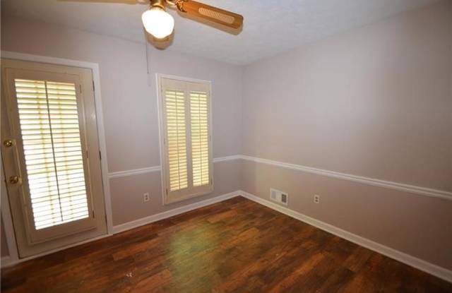 4175 Pine Valley Road Gallery 4