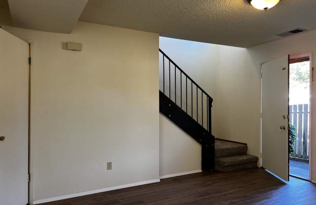 2214 Myrtle Ave. G photos photos