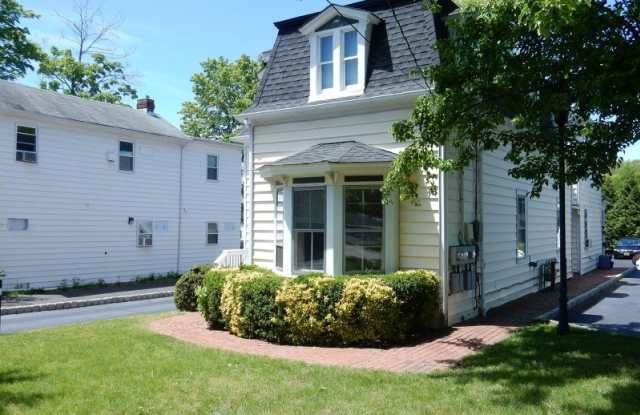 10 Church St - 10 Church Street, Bernardsville, NJ 07924