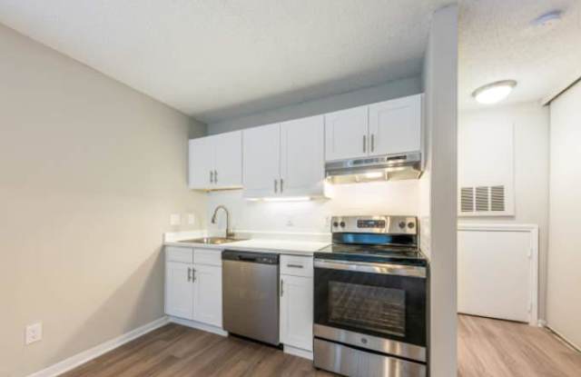 9843 Copper Creek Dr Gallery 4