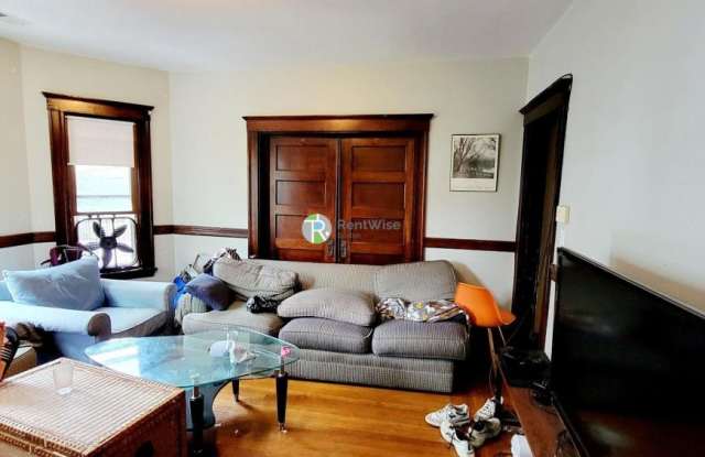 89 Winthrop St. photos photos