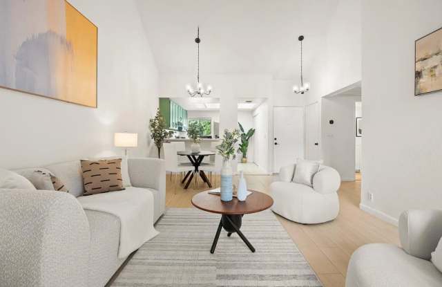 1050 Summermist Ct Gallery 2