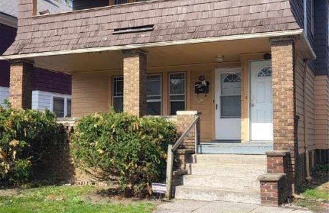 1765 Algonac Road unit: Lower photos photos