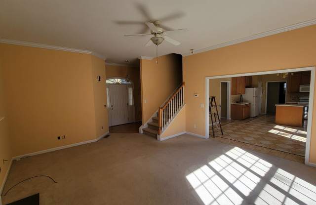 205 Bennington Circle Gallery 4