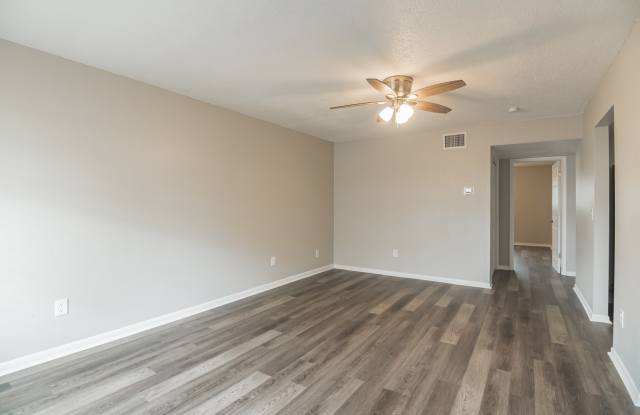 3353 Sherwood Drive - B Gallery 4