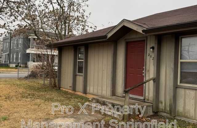 202 West Madison St - 202 West Madison Street, Springfield, MO 65806