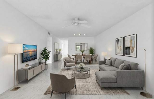 Beautiful 2 bedroom 2 bath in Delray - Desired 55+ community photos photos