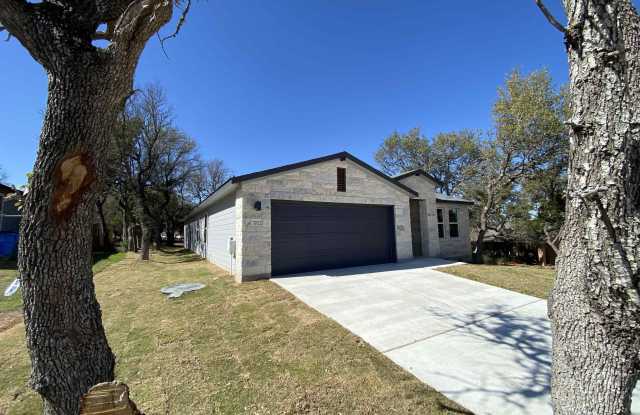 3702 Austin Cove Gallery 2
