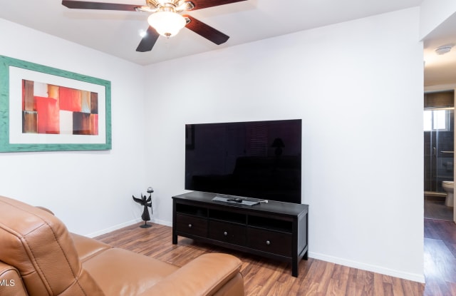 7301 E RANCHO VISTA Drive - 7301 East Rancho Vista Drive, Scottsdale, AZ 85251