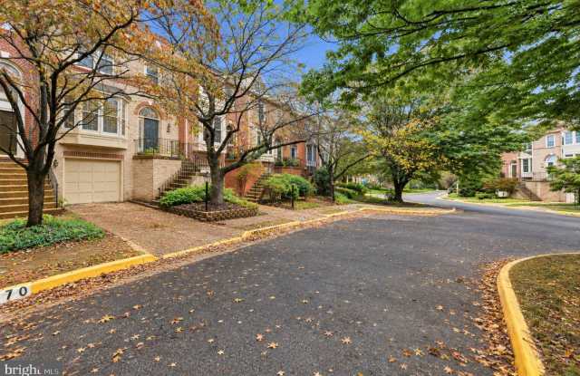 3968 CLARES Court Gallery 4