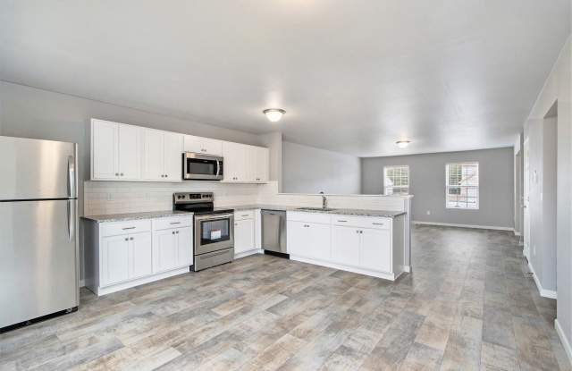 1 Month FREE Rent! Applied to Your First Full Month. Terms & Conditions Apply. Gallery 3