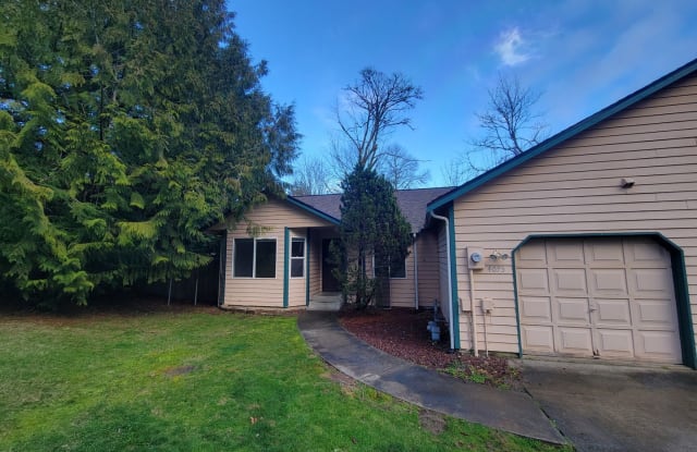 4075 Phillips Rd SE - 4075 Phillips Road Southeast, Parkwood, WA 98366