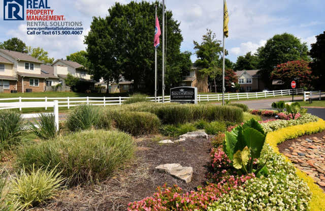 Adorable updated 3 bd 2 ba condo! Tons of amenities! Pool! photos photos
