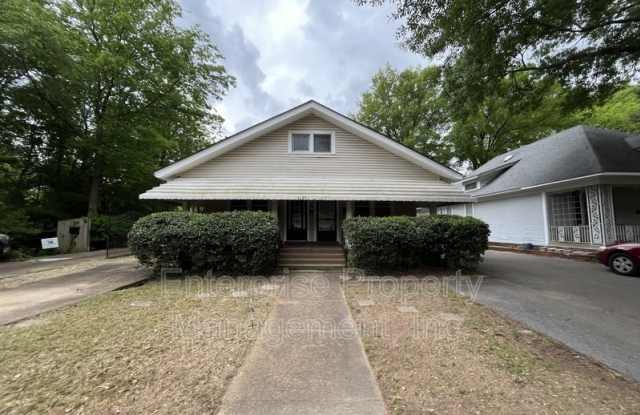 2187 Court Ave photos photos