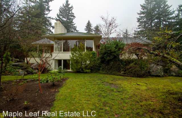 13925 Par Pl NE - 13925 Par Place Northeast, Seattle, WA 98125