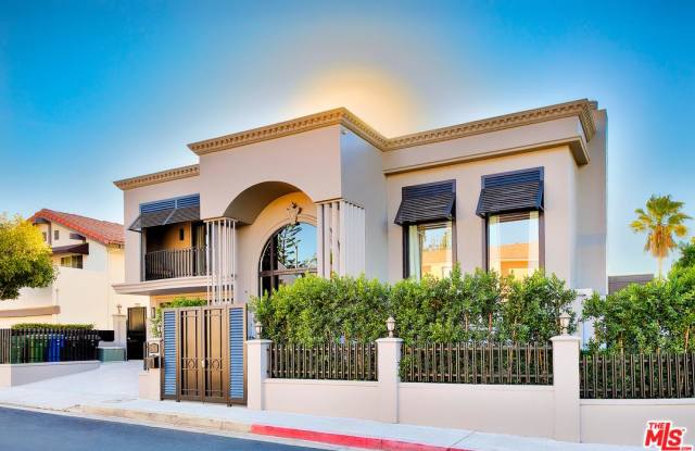 2463 ACHILLES Drive Gallery 3