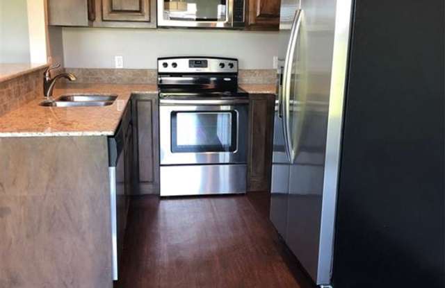 6915 Mayberry Lane Gallery 4