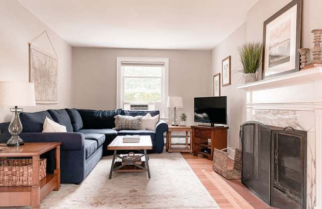 NEWLY REDUCED PRICE - Short-Term Single Family Home Rental photos photos