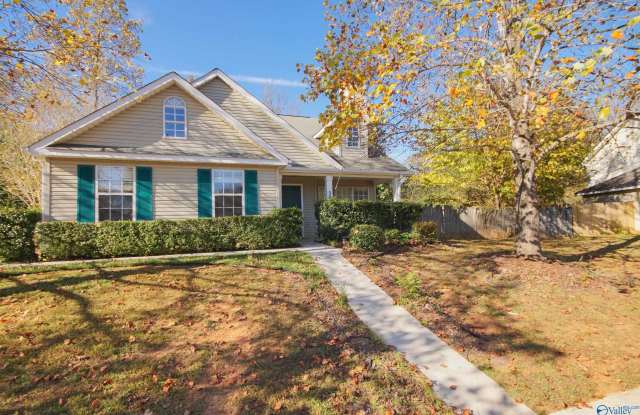 300 Sweetwood Lane - 300 Sweetwood Lane Northwest, Huntsville, AL 35758