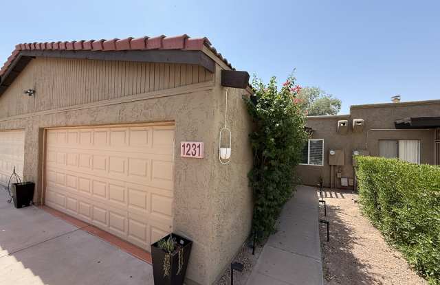 1231 East Bluebell Lane photos photos