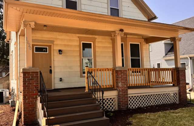 1120 David Street - 2 Gallery 1