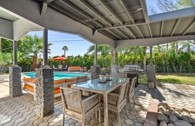 1950 N Magnolia Road photos photos