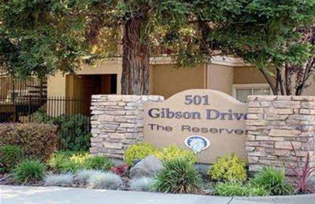 Move In Special! The Reserves - Community Pool/Spa, Gym, Garden and Park - 2 Bed, 2 Bath-  Attached AND Detached 1 Car Garages Included! Gallery 3