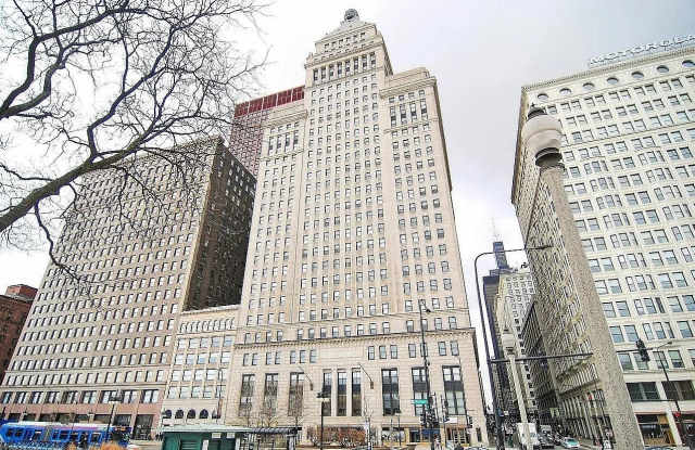 310 S Michigan Ave # P6-13 - 310 South Michigan Avenue, Chicago, IL 60604 310 S Michigan Ave # P6-13 - 310 South Michigan Avenue, Chicago, IL 60604