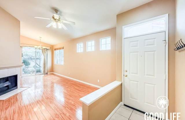 8281 Gold Coast Dr Gallery 2