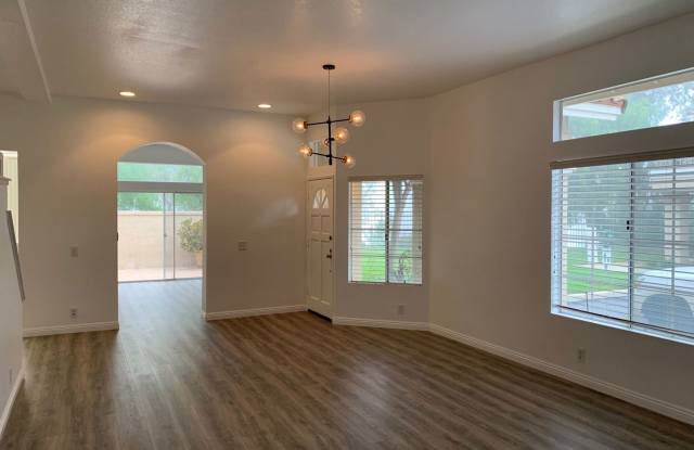 615 Baywood Lane #E Gallery 2