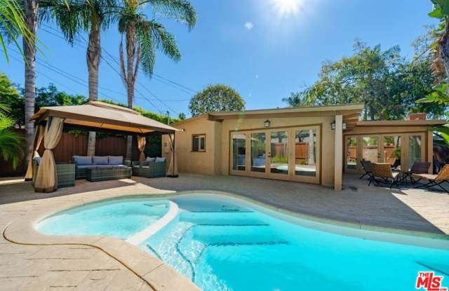 11331 Isleta St - 11331 Isleta Street, Los Angeles, CA 90049