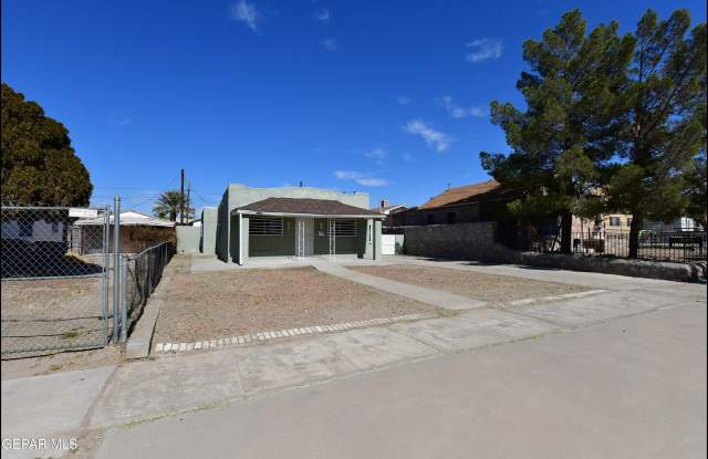 4425 La Luz Avenue photos photos