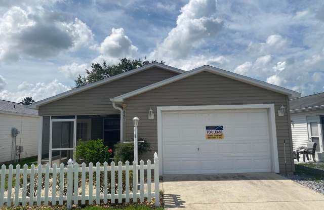 Beautiful 2 + 2 Villa, Mostly Furnished ANNUAL Lease in Calumet Grove photos photos