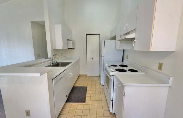2 Bedroom / 2 Bathroom with a patio and 2 parking stalls at Iao Parkside! Gallery 4