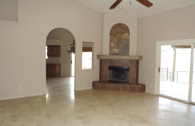 11064 N GARLAND Circle Gallery 3
