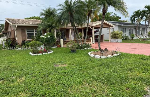 8600 NW 57th Ct photos photos