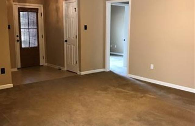 405 OAK BRANCH Drive Gallery 3
