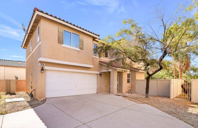Spacious Two-Story with Modern Comforts! Gallery 3