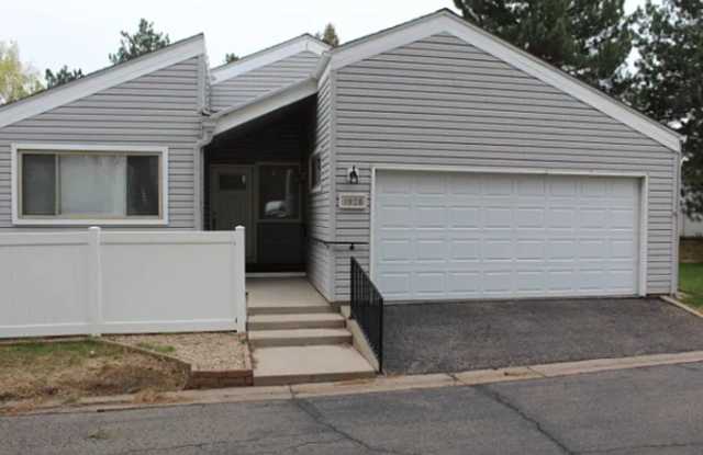 Stunning 3 bedroom AVAILABLE NOW! photos photos