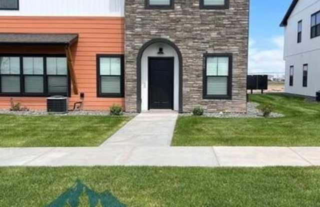 5127 N Beach Gallery 1