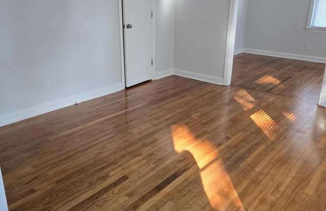 300 Mary Scott Drive Gallery 4