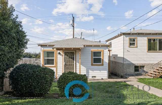 4332 Cleveland Ave photos photos