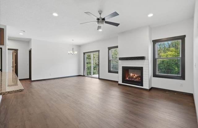 Single Family Home Gallery 4