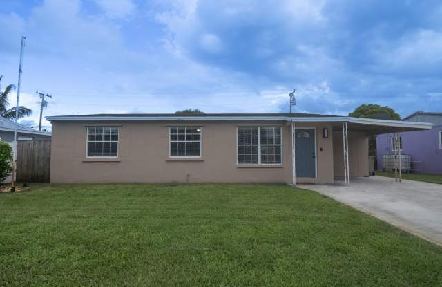 2032 Worthington Road photos photos